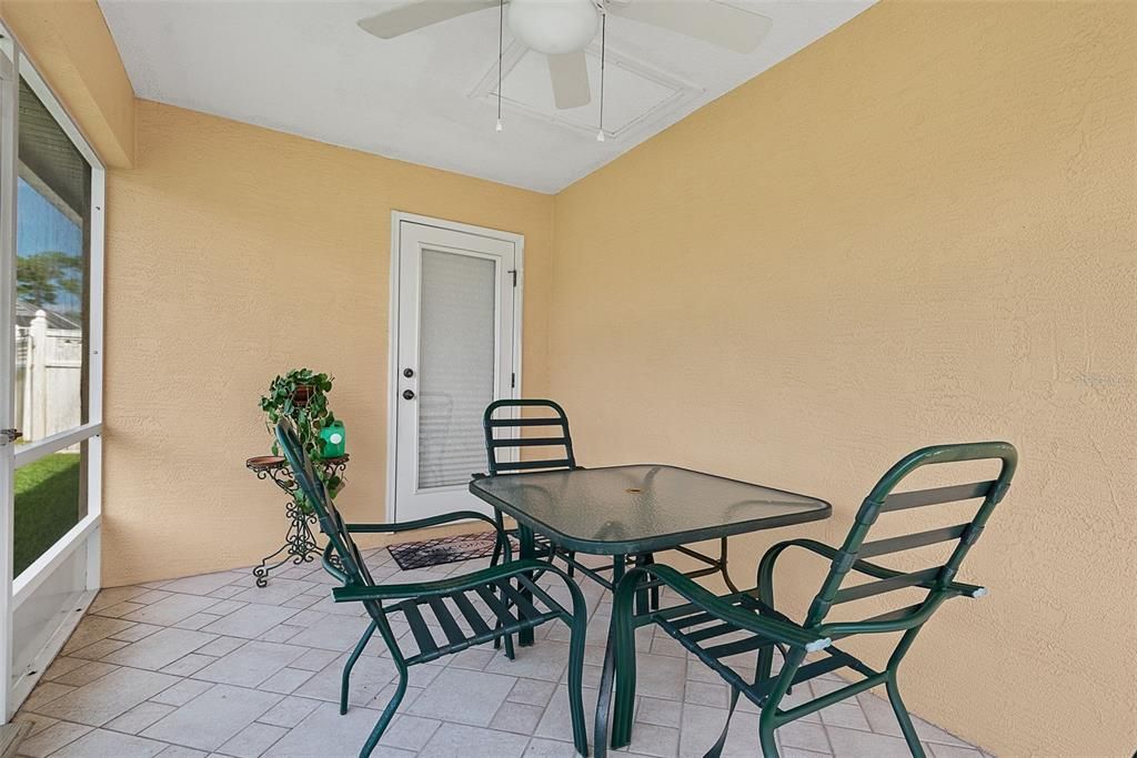 Active With Contract: $279,900 (3 beds, 2 baths, 1463 Square Feet)