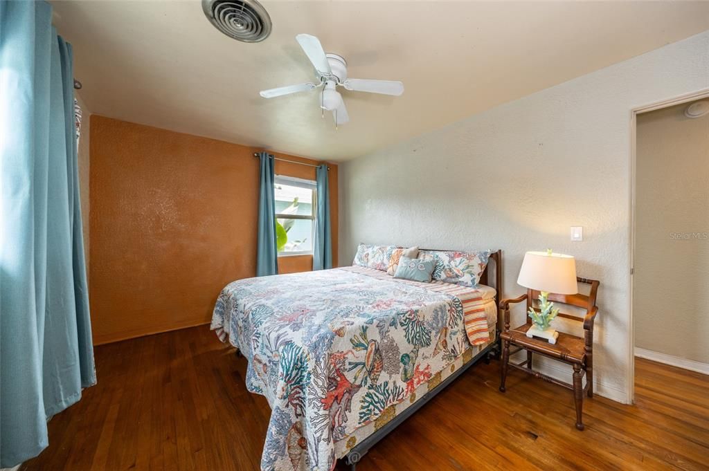 Activo con contrato: $339,000 (2 camas, 2 baños, 1295 Pies cuadrados)
