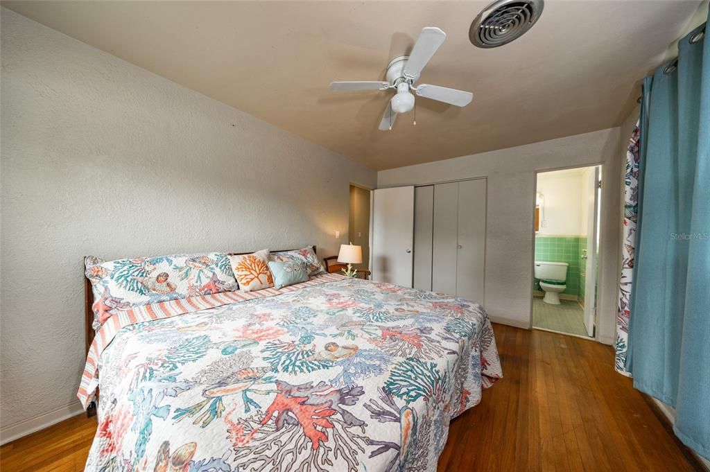 Activo con contrato: $339,000 (2 camas, 2 baños, 1295 Pies cuadrados)