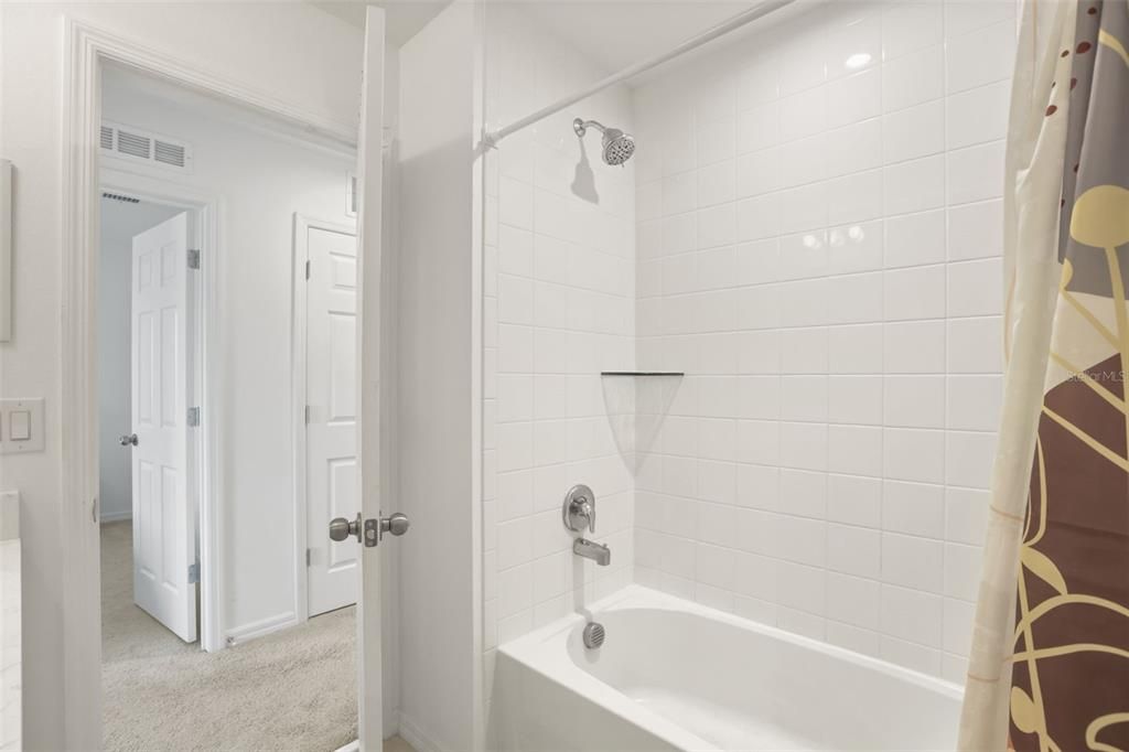 For Sale: $385,000 (3 beds, 2 baths, 1512 Square Feet)