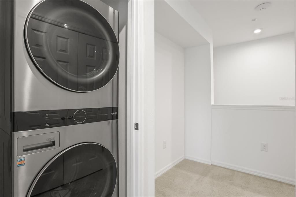 For Sale: $385,000 (3 beds, 2 baths, 1512 Square Feet)