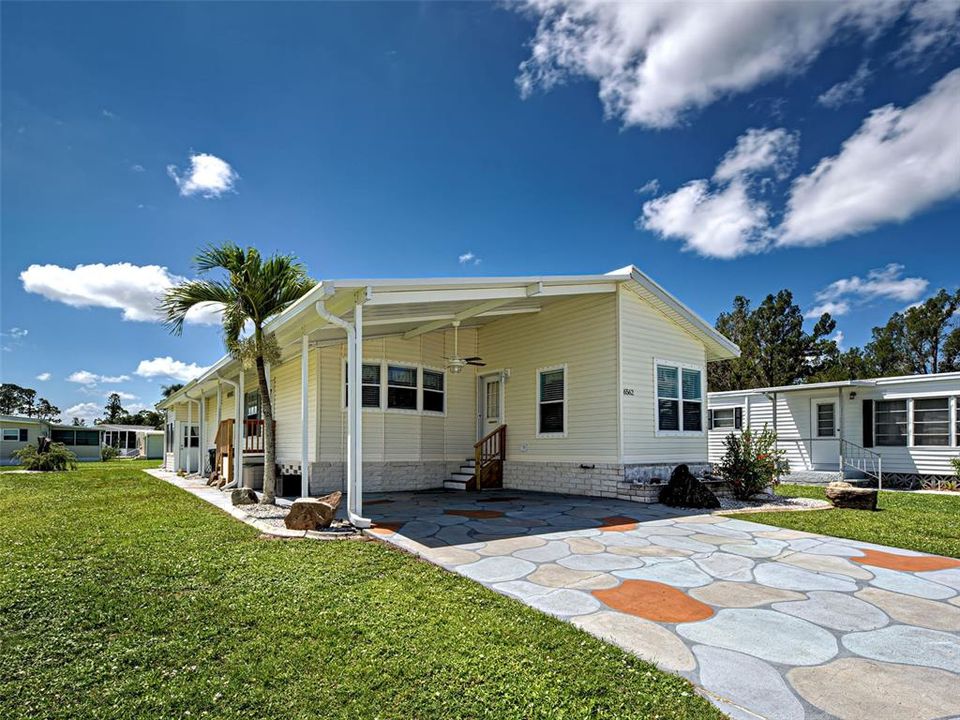For Sale: $175,000 (2 beds, 2 baths, 1358 Square Feet)