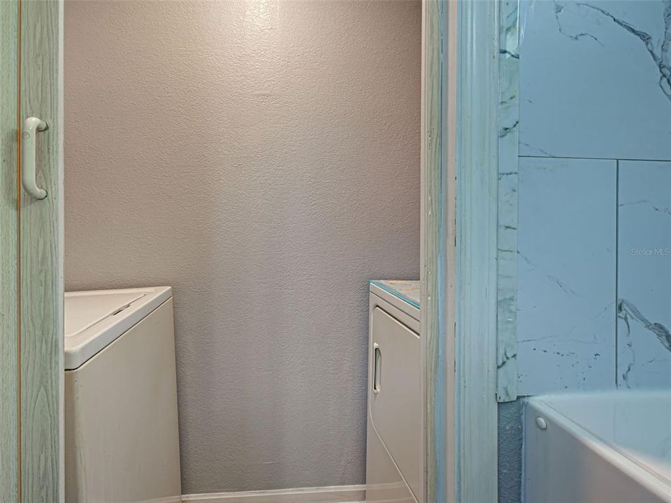For Sale: $175,000 (2 beds, 2 baths, 1358 Square Feet)