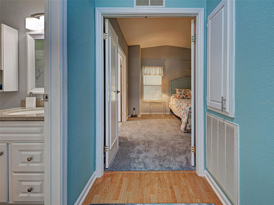 For Sale: $175,000 (2 beds, 2 baths, 1358 Square Feet)