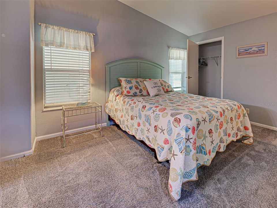 For Sale: $175,000 (2 beds, 2 baths, 1358 Square Feet)