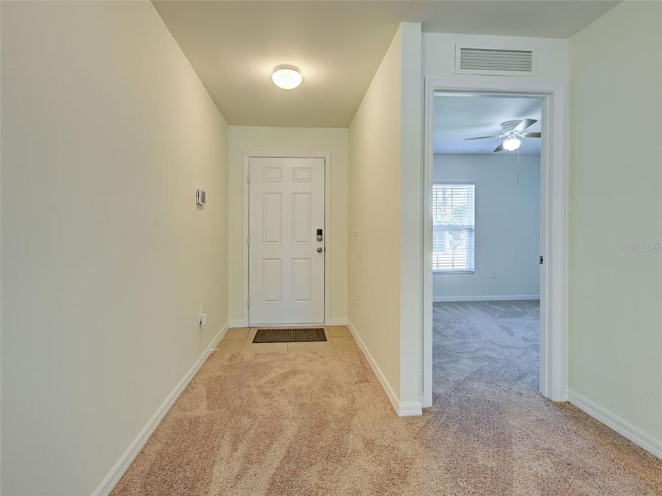 В аренду: $1,850 (3 спален, 2 ванн, 1367 Квадратных фут)