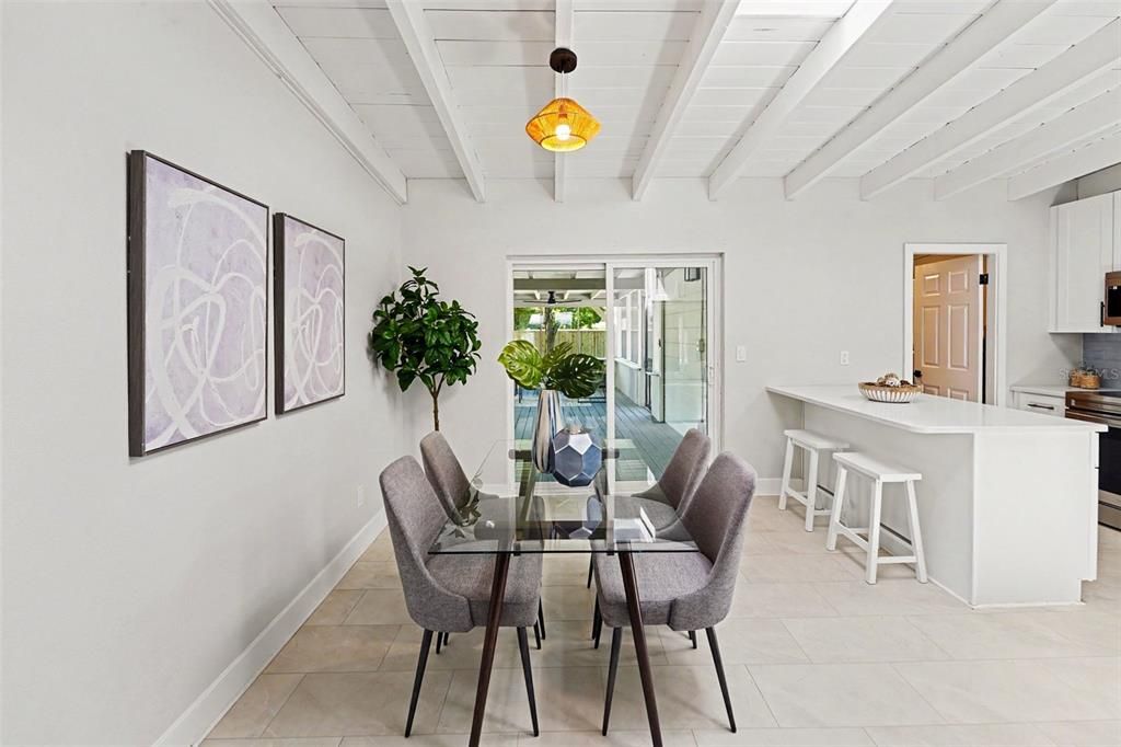 En Venta: $630,000 (3 camas, 2 baños, 1620 Pies cuadrados)