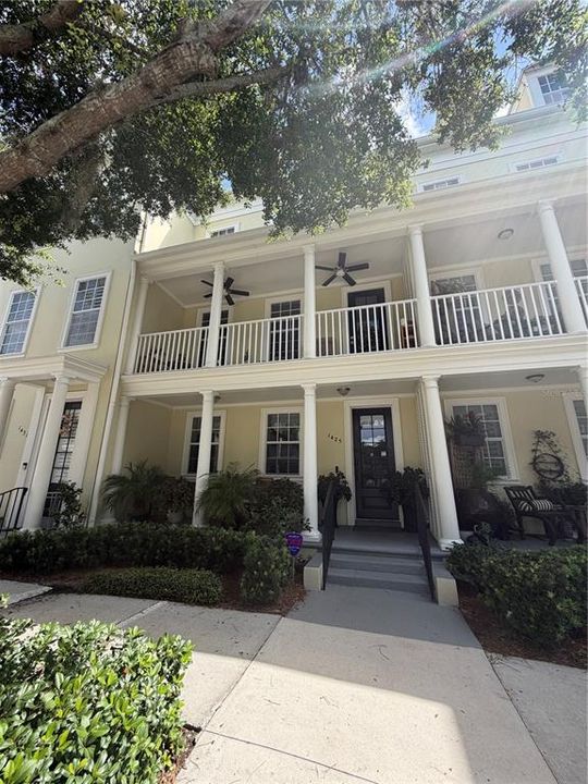 For Rent: $5,200 (3 beds, 2 baths, 1974 Square Feet)