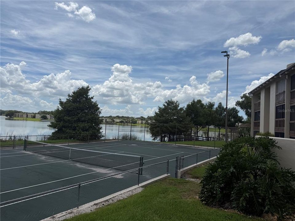 For Rent: $1,355 (1 beds, 1 baths, 607 Square Feet)