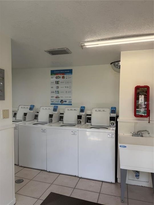 For Rent: $1,355 (1 beds, 1 baths, 607 Square Feet)