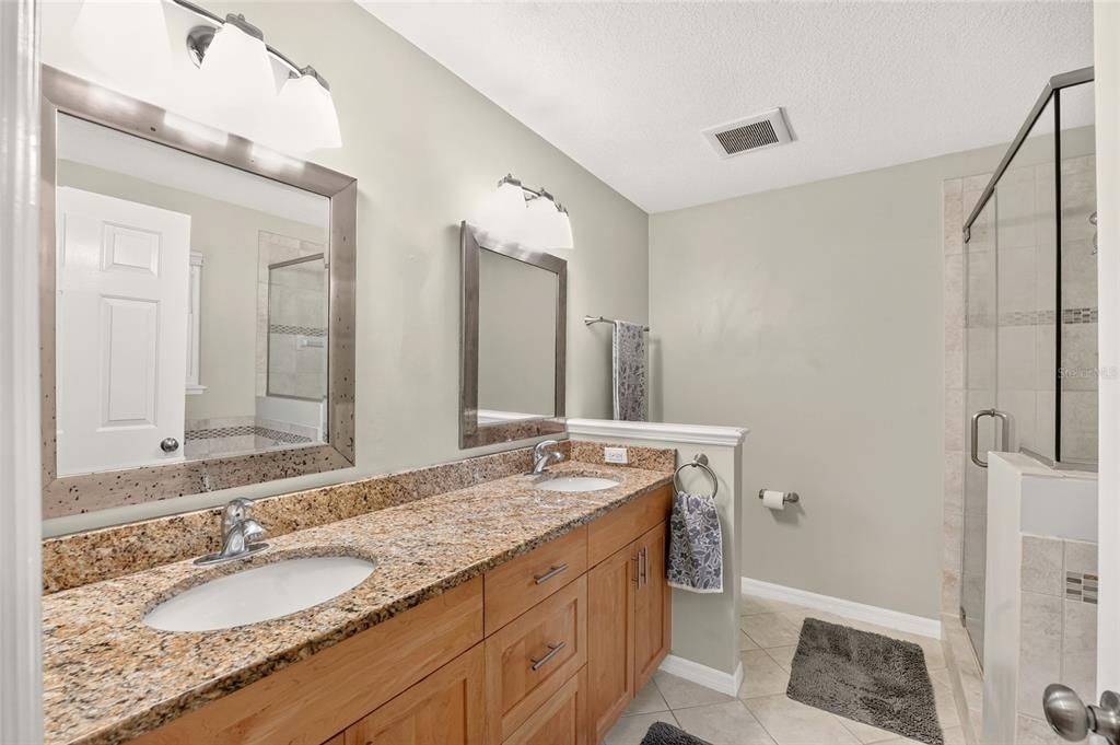 For Sale: $385,000 (3 beds, 2 baths, 1687 Square Feet)