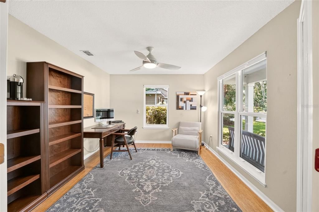 For Sale: $385,000 (3 beds, 2 baths, 1687 Square Feet)