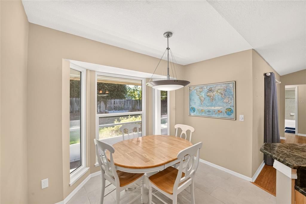 For Sale: $385,000 (3 beds, 2 baths, 1687 Square Feet)