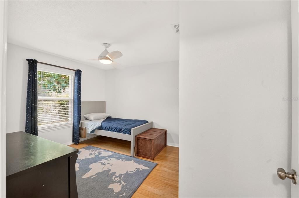 For Sale: $385,000 (3 beds, 2 baths, 1687 Square Feet)