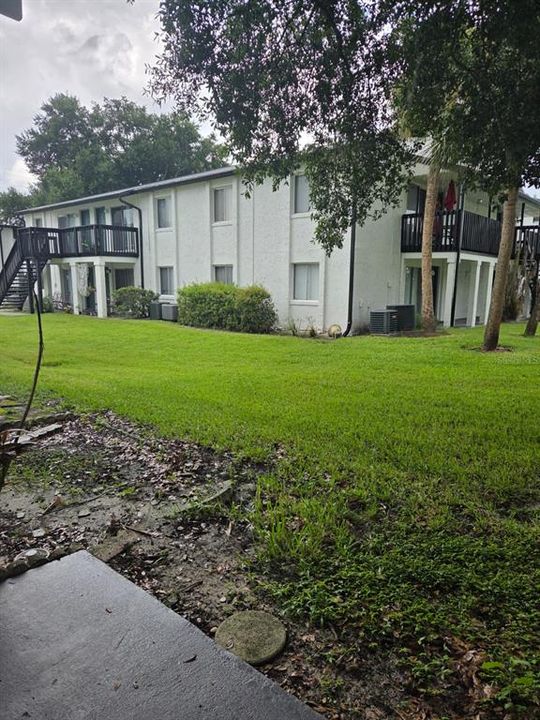 For Rent: $1,649 (2 beds, 1 baths, 1208 Square Feet)