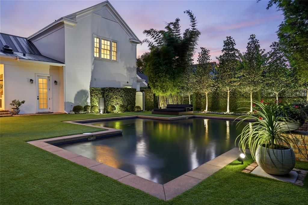 Active With Contract: $3,799,000 (6 beds, 6 baths, 6220 Square Feet)