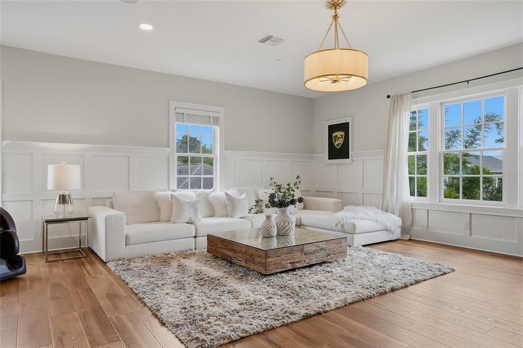 Active With Contract: $3,799,000 (6 beds, 6 baths, 6220 Square Feet)