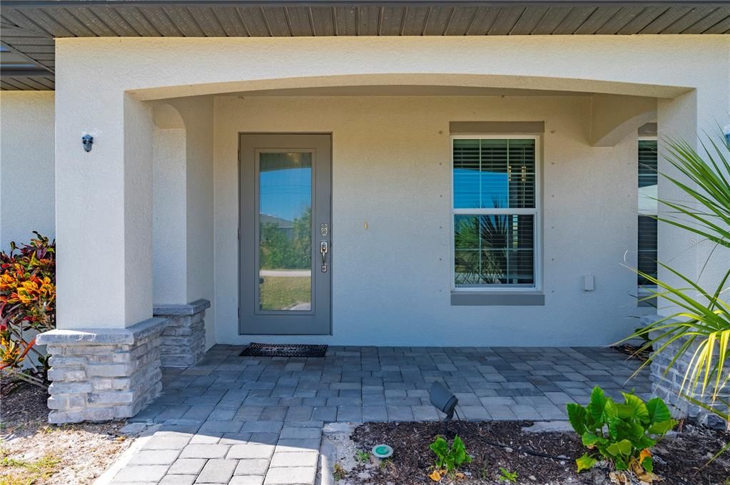 For Sale: $349,000 (4 beds, 2 baths, 1830 Square Feet)