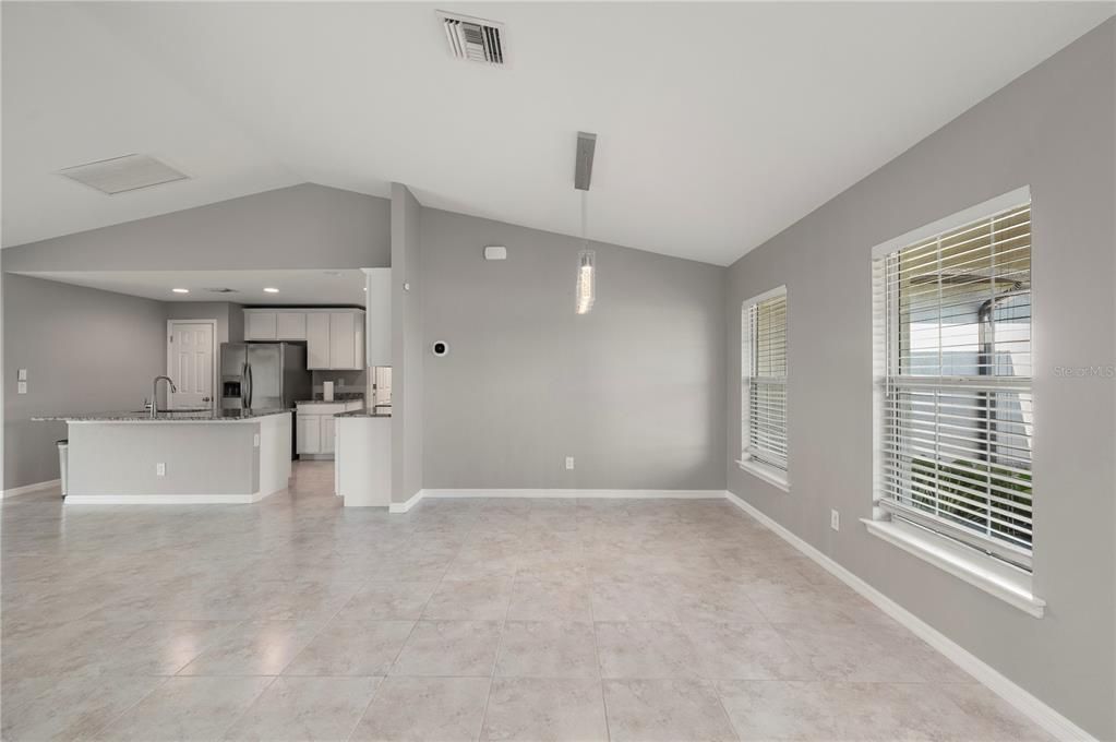 For Sale: $349,000 (4 beds, 2 baths, 1830 Square Feet)