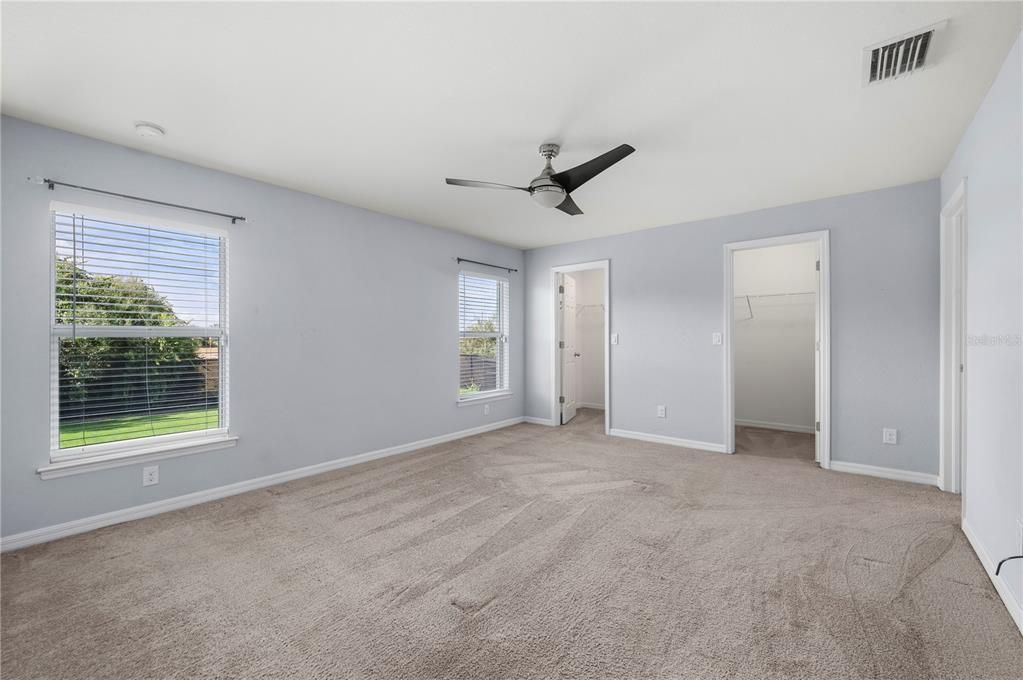 For Sale: $349,000 (4 beds, 2 baths, 1830 Square Feet)