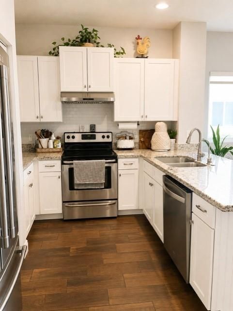 For Sale: $449,990 (3 beds, 2 baths, 1470 Square Feet)