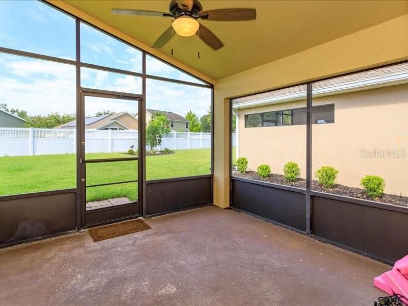 For Rent: $2,390 (3 beds, 2 baths, 1875 Square Feet)