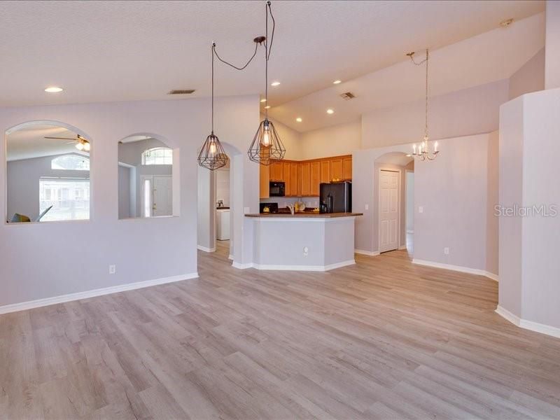 For Rent: $2,390 (3 beds, 2 baths, 1875 Square Feet)