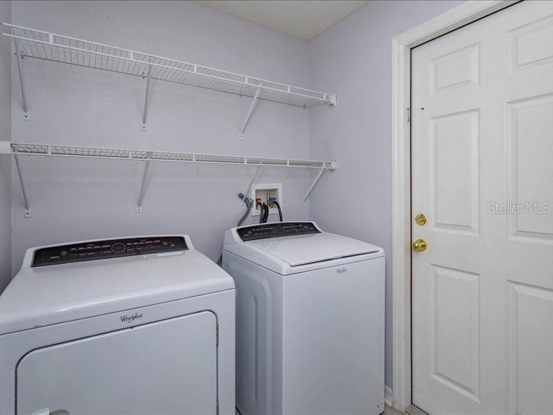For Rent: $2,390 (3 beds, 2 baths, 1875 Square Feet)