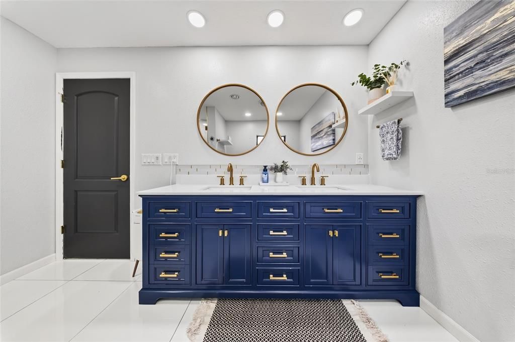 For Sale: $449,900 (4 beds, 2 baths, 2153 Square Feet)