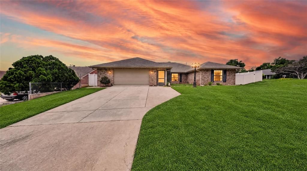 For Sale: $449,900 (4 beds, 2 baths, 2153 Square Feet)