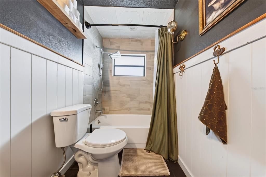 For Sale: $449,900 (4 beds, 2 baths, 2153 Square Feet)