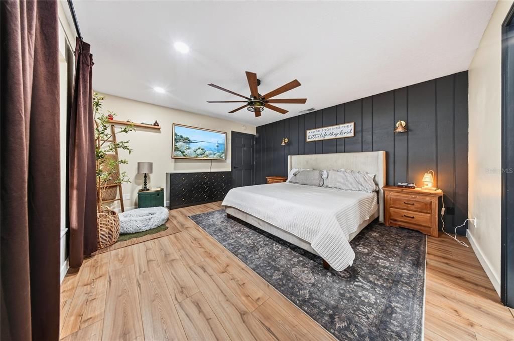 For Sale: $449,900 (4 beds, 2 baths, 2153 Square Feet)