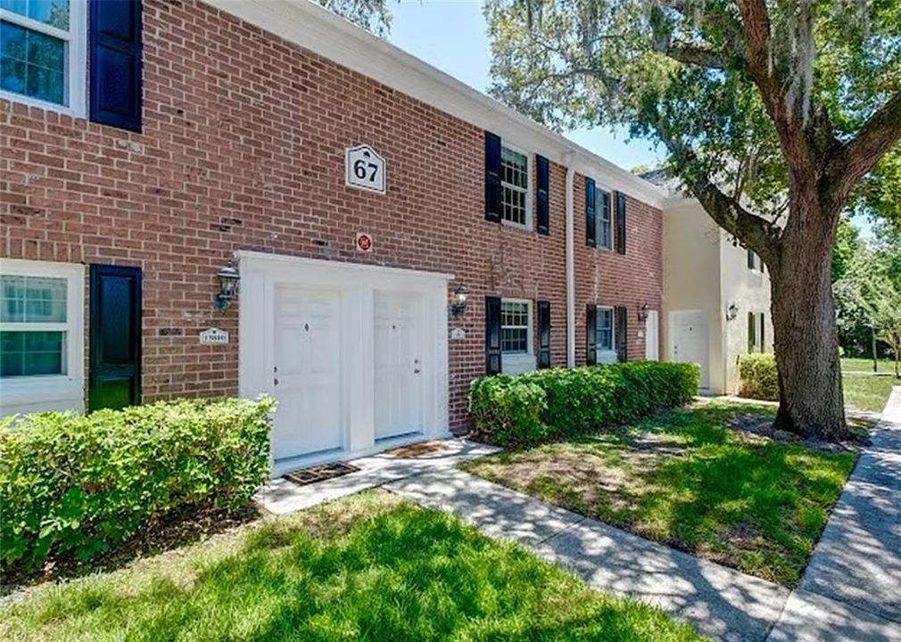 For Sale: $190,000 (2 beds, 1 baths, 928 Square Feet)