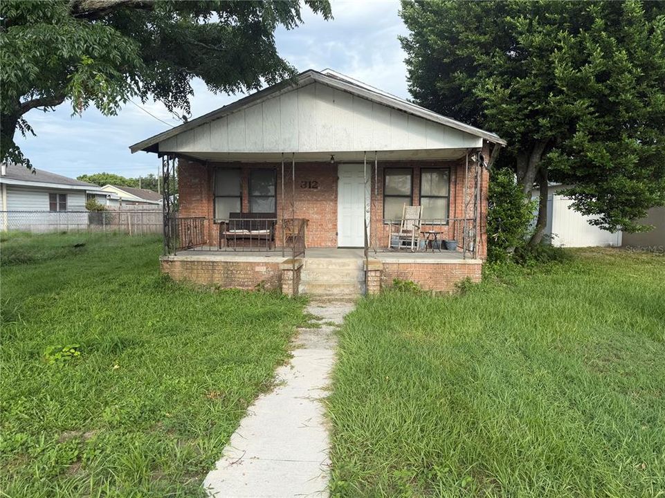Vendido Recientemente: $54,900 (2 camas, 1 baños, 768 Pies cuadrados)
