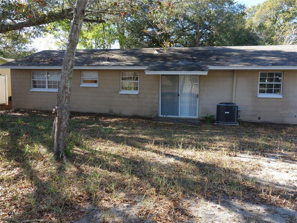 En Venta: $249,500 (3 camas, 1 baños, 972 Pies cuadrados)