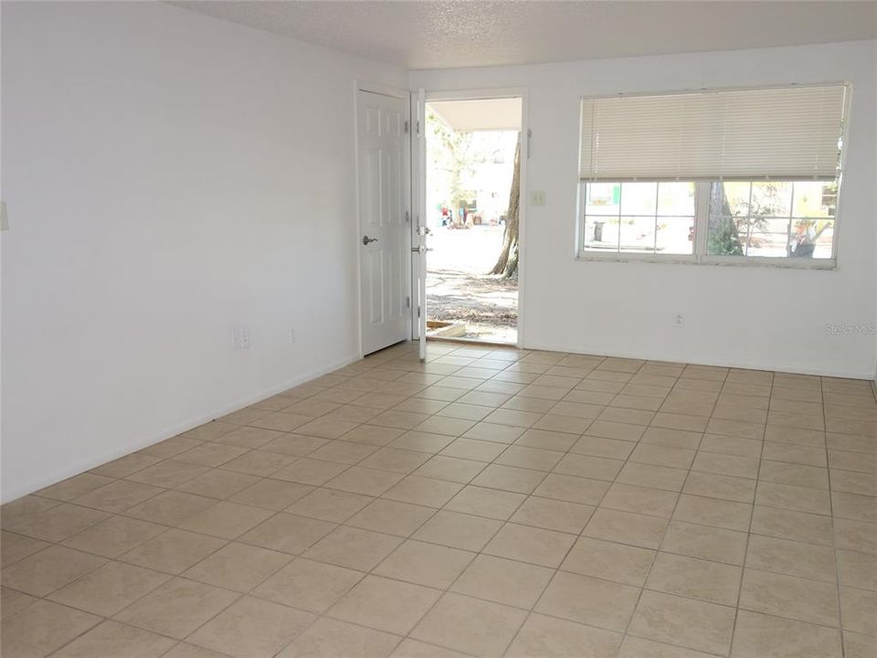 En Venta: $249,500 (3 camas, 1 baños, 972 Pies cuadrados)