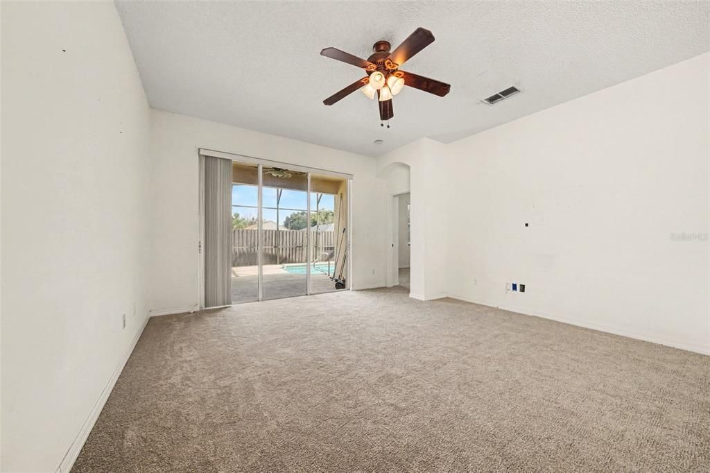 For Sale: $399,000 (3 beds, 2 baths, 1992 Square Feet)