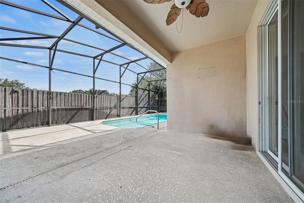 For Sale: $399,000 (3 beds, 2 baths, 1992 Square Feet)