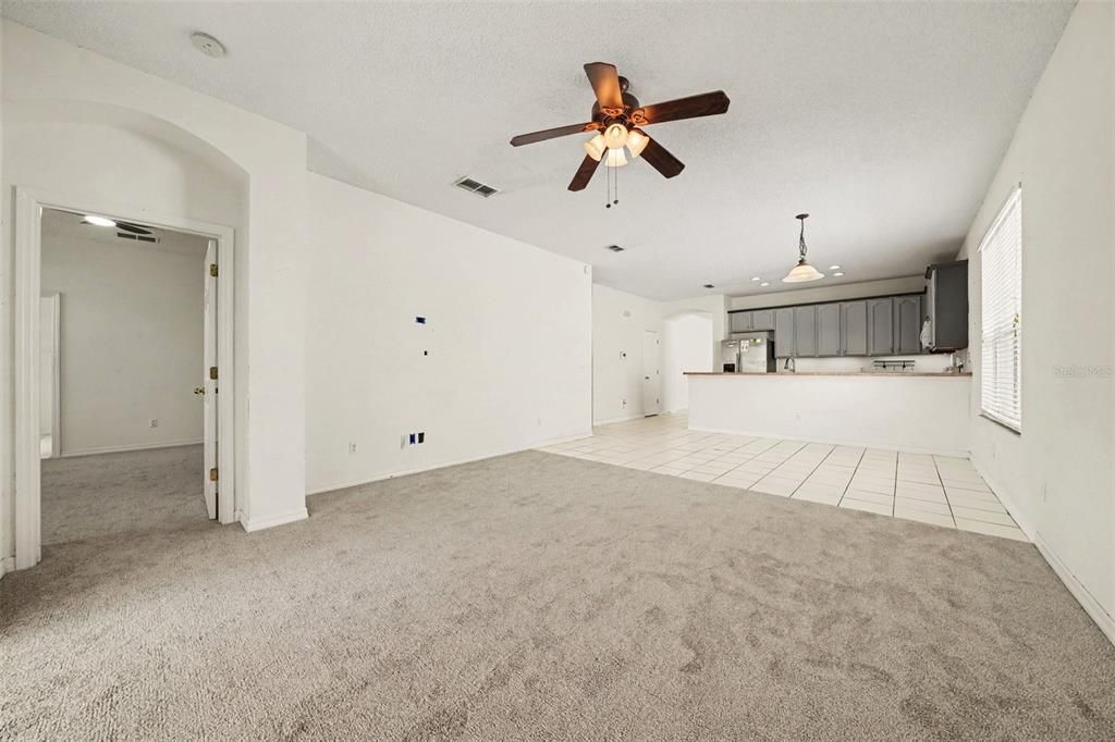 For Sale: $399,000 (3 beds, 2 baths, 1992 Square Feet)