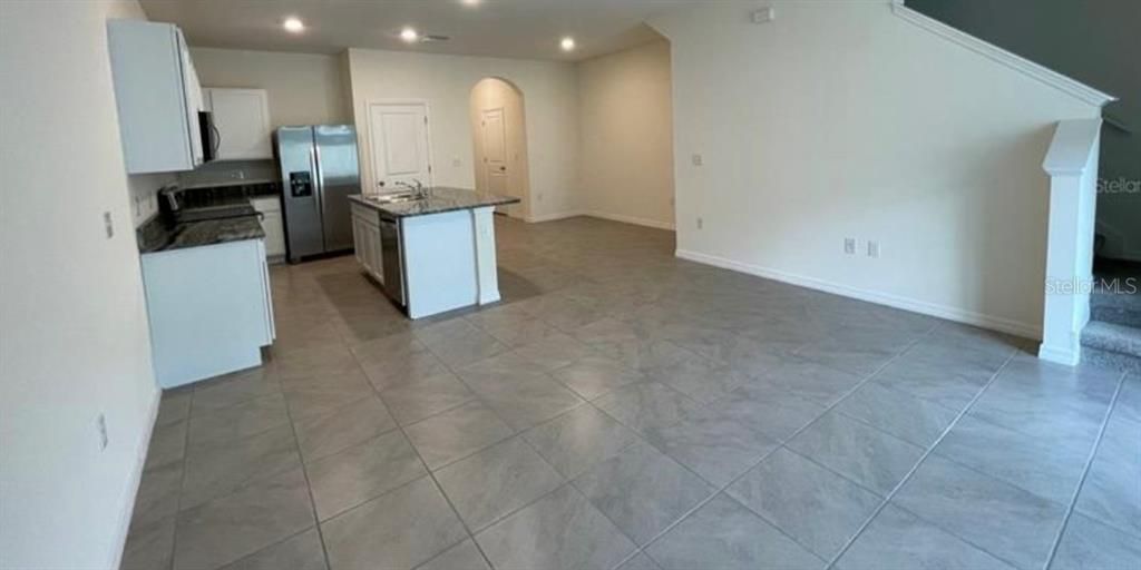For Sale: $278,900 (3 beds, 2 baths, 1673 Square Feet)
