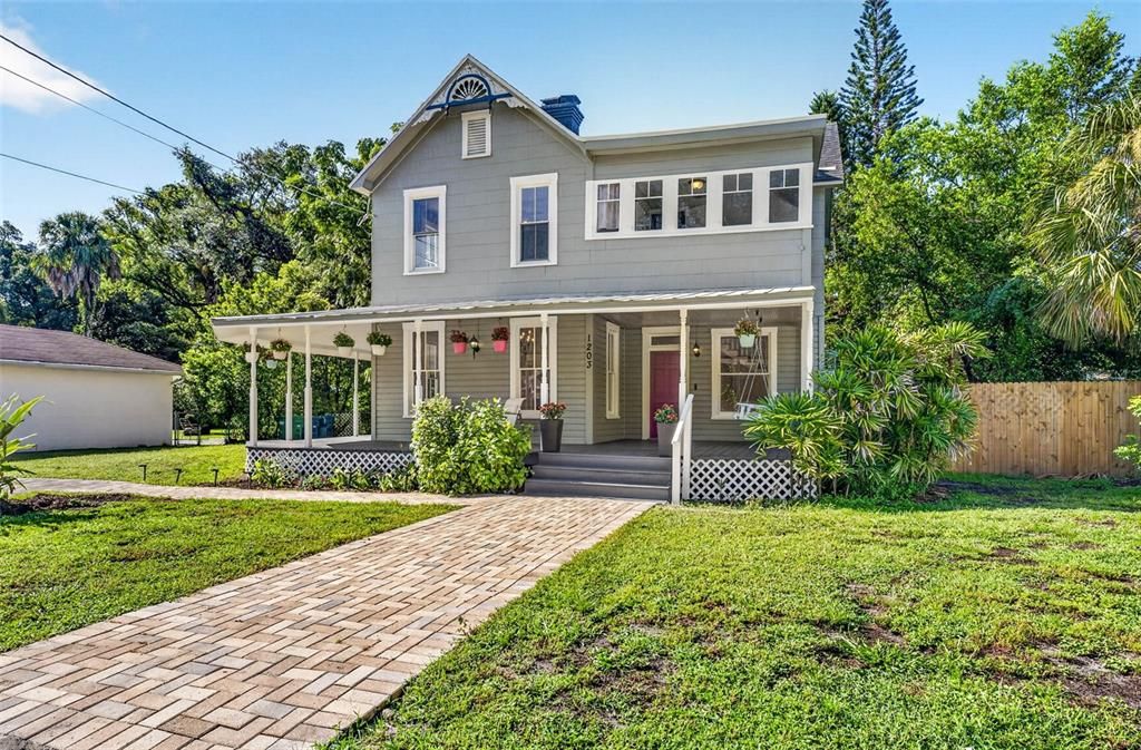 En Venta: $425,000 (3 camas, 2 baños, 1974 Pies cuadrados)