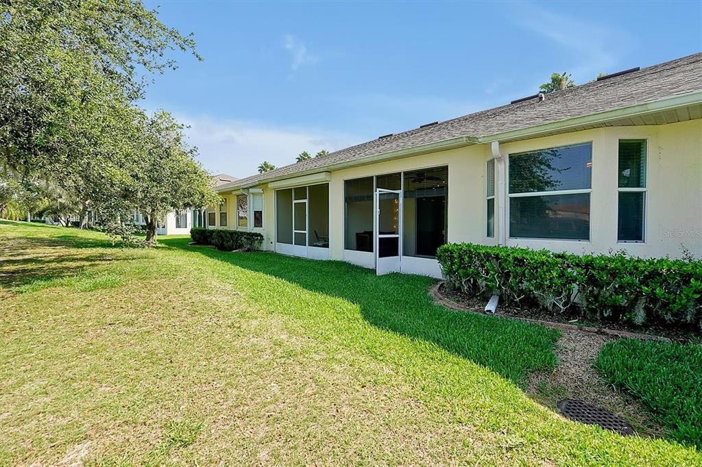For Rent: $2,400 (2 beds, 2 baths, 1417 Square Feet)