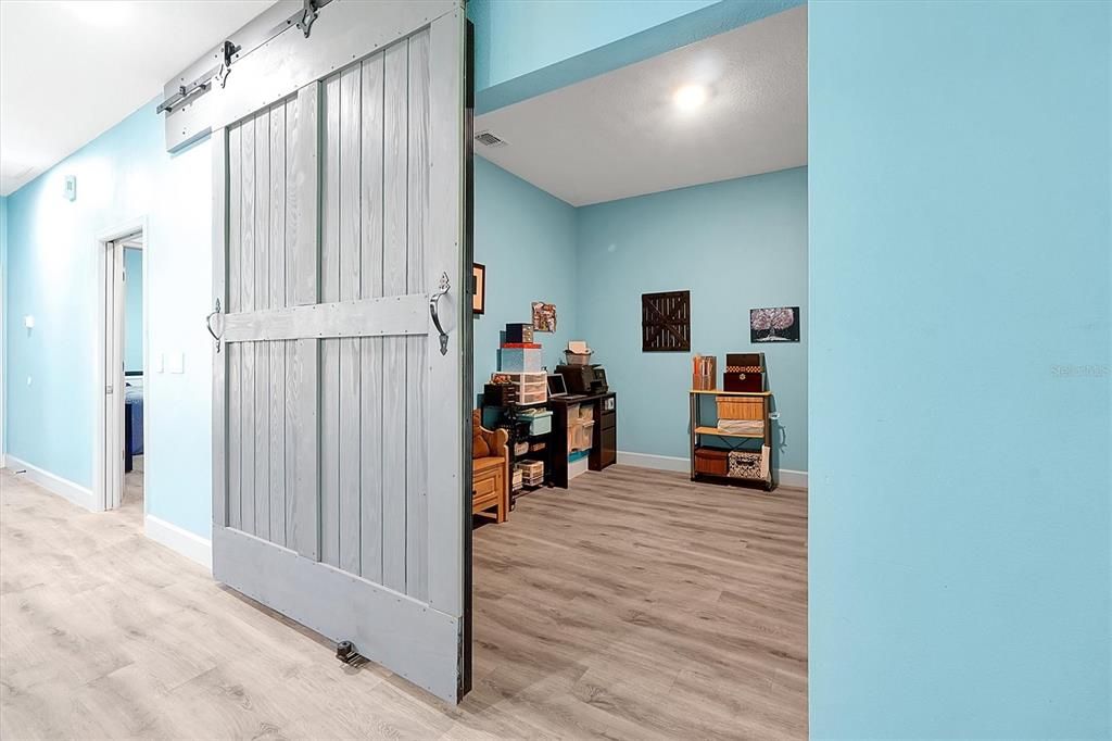 For Rent: $2,400 (2 beds, 2 baths, 1417 Square Feet)