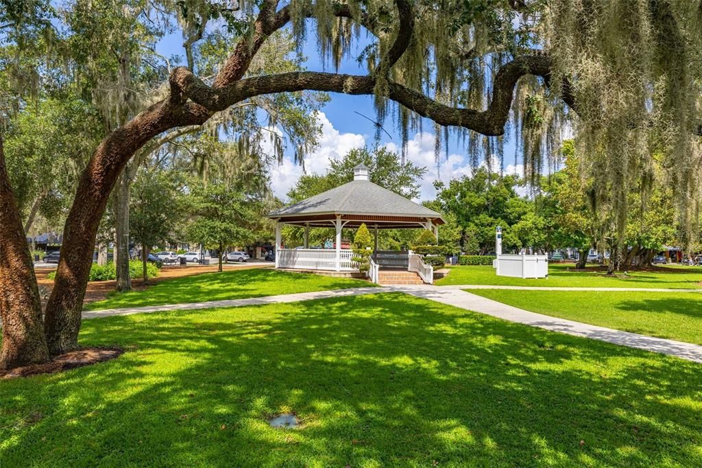 For Sale: $569,000 (4 beds, 3 baths, 2227 Square Feet)