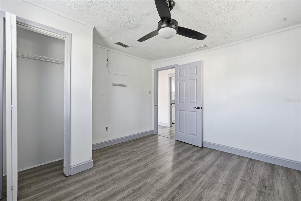 For Rent: $2,500 (3 beds, 2 baths, 1576 Square Feet)