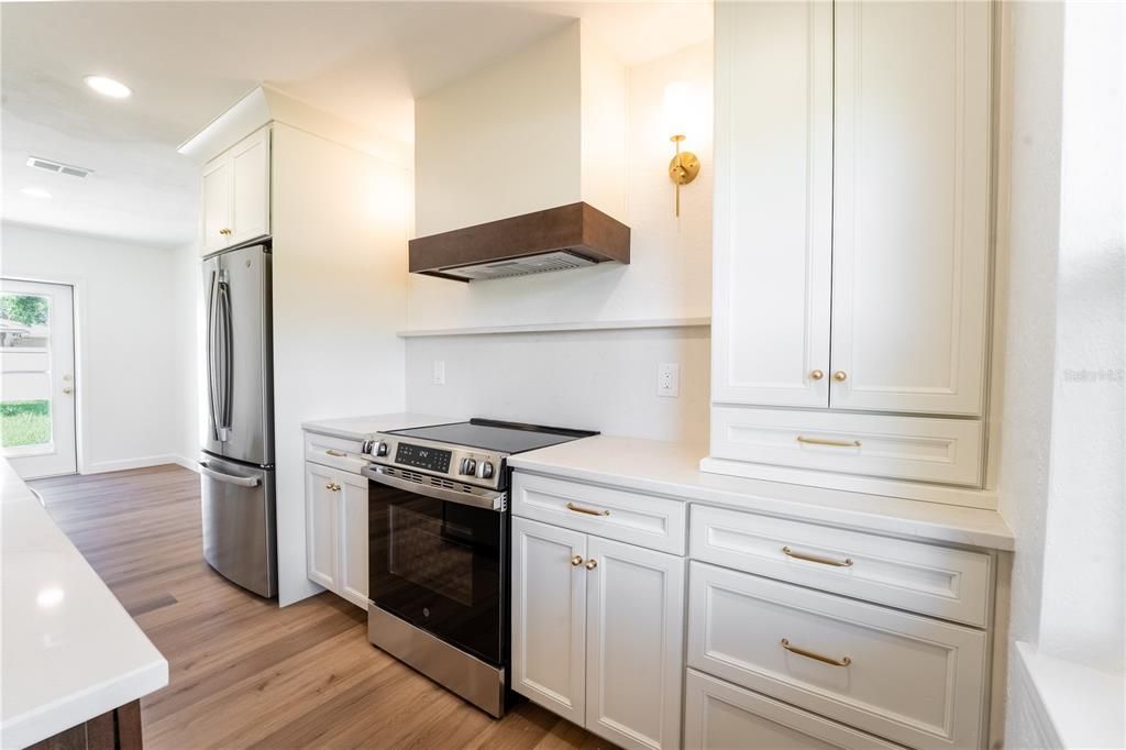 En Venta: $499,000 (3 camas, 2 baños, 1100 Pies cuadrados)