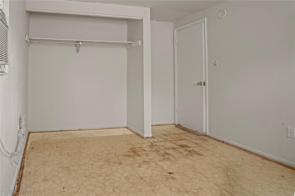 For Sale: $265,000 (0 beds, 0 baths, 812 Square Feet)