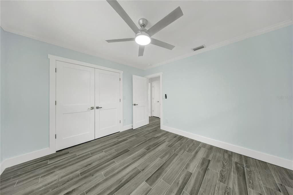 For Rent: $6,000 (3 beds, 2 baths, 1297 Square Feet)