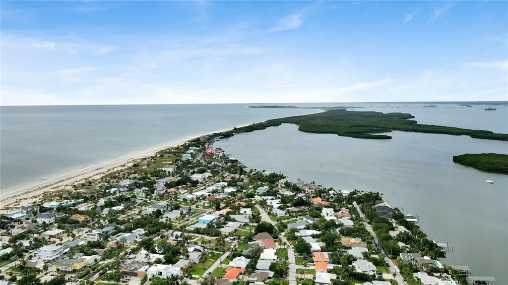 For Rent: $6,000 (3 beds, 2 baths, 1297 Square Feet)