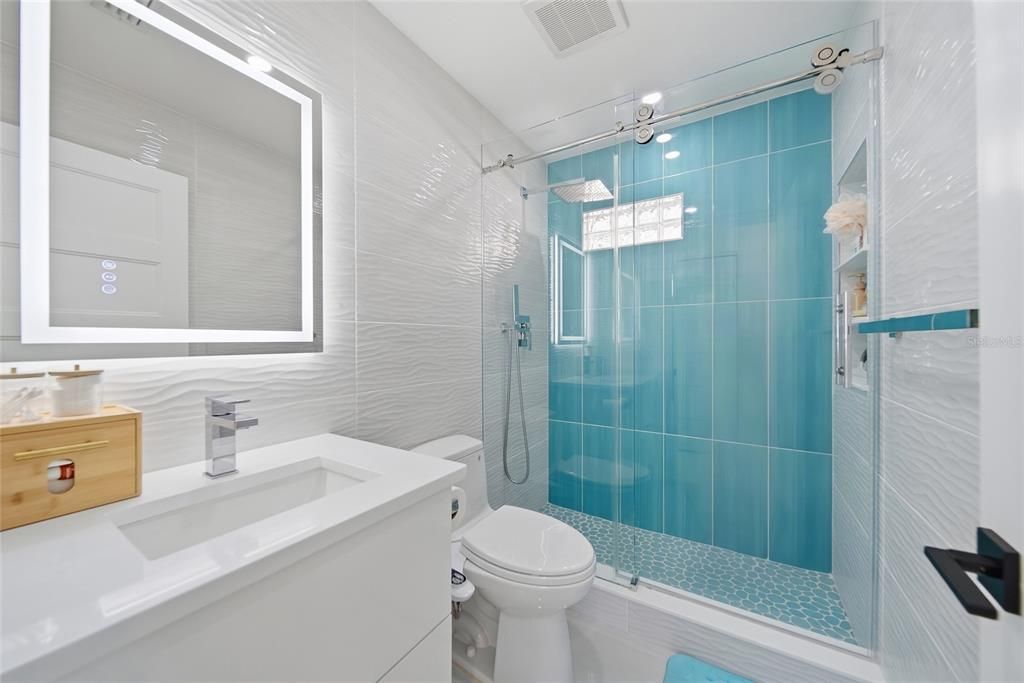 : $849,900 (3 camas, 3 baños, 1416 Pies cuadrados)